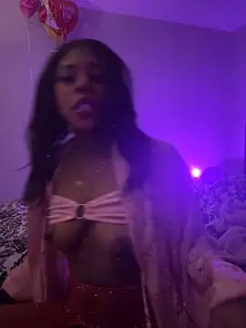 CamGirlLeanna online show from March 7, 2025, 8:02 am