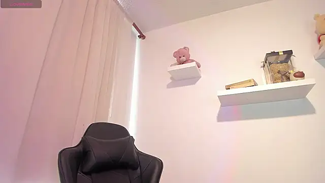 I am tori online show from January 29, 2025, 3:58 pm