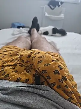 Snapshot of tibi2003_10 chatting on December 16, 2025, 11:37 am tibi2003 10 online show from December 16, 2025, 11:37 am