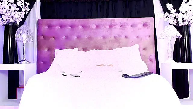 Snapshot of allison_dacota chatting on March 21, 2025, 7:44 am allison dacota online show from March 21, 2025, 7:44 am