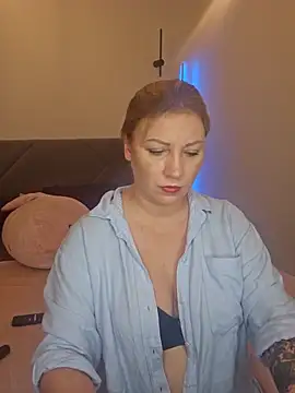 zarina3003 online show from November 2, 2025, 1:35 pm