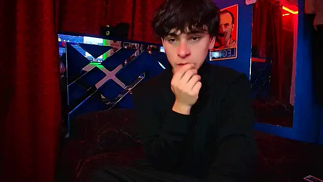 Luke Howland online show from November 7, 2025, 12:54 am