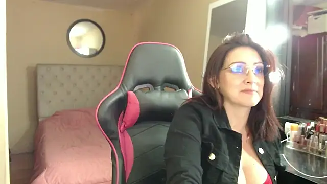 Carol Scottt online show from March 10, 2026, 8:36 pm