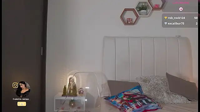 Madison evans1 online show from December 20, 2025, 4:52 am