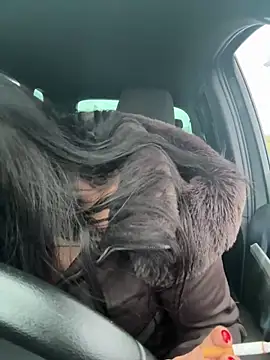 Snapshot of CarolaDrago chatting on January 15, 2026, 8:41 am CarolaDrago online show from January 15, 2026, 8:41 am