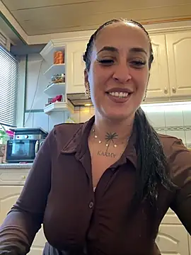 CarolaDrago online show from April 7, 2026, 8:04 am