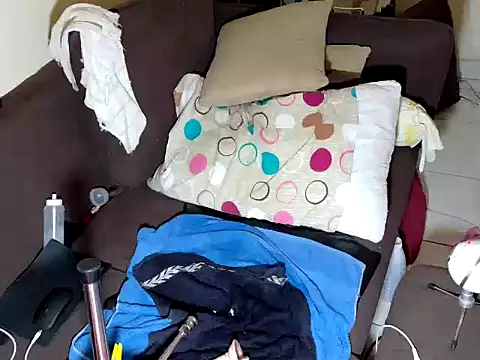 Snapshot of Jacky_queen chatting on January 13, 2025, 7:54 am Jacky queen online show from January 13, 2025, 7:54 am