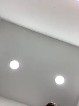 Snapshot of SophiaLaurens chatting on March 8, 2025, 12:30 pm SophiaLaurens online show from March 8, 2025, 12:30 pm