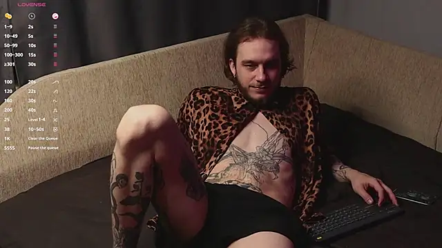 pleasure8869 online show from February 8, 2025, 3:52 am