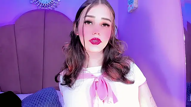 ValeriaAguilar online show from November 30, 2025, 9:08 pm