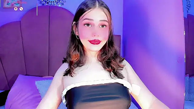 ValeriaAguilar online show from February 8, 2026, 9:51 pm