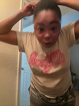 JCCaramelbarbie1 online show from January 15, 2026, 3:49 pm