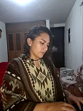 Thaliacooper  online show from December 29, 2024, 10:25 pm