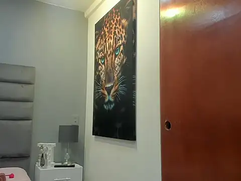 angel adamx online show from October 26, 2025, 3:23 am