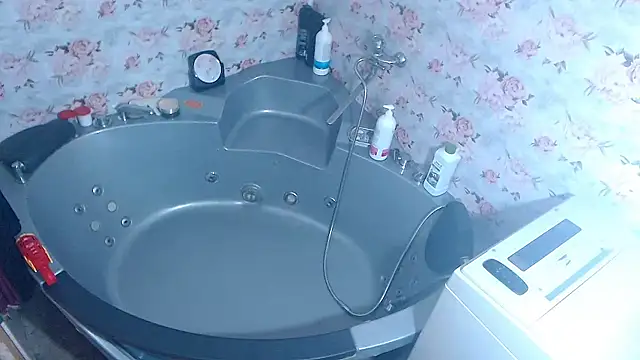 Snapshot of RoseRed69 chatting on February 27, 2025, 5:56 am RoseRed69 online show from February 27, 2025, 5:56 am