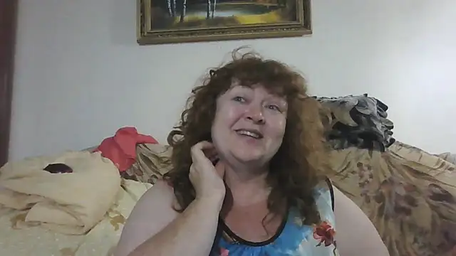 Snapshot of RoseRed69 chatting on September 11, 2025, 1:06 am RoseRed69 online show from September 11, 2025, 1:06 am