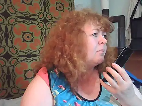 Snapshot of RoseRed69 chatting on September 22, 2025, 7:54 am RoseRed69 online show from September 22, 2025, 7:54 am