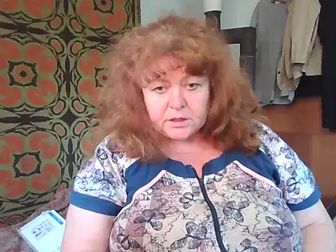 Snapshot of RoseRed69 chatting on September 24, 2025, 9:56 am RoseRed69 online show from September 24, 2025, 9:56 am