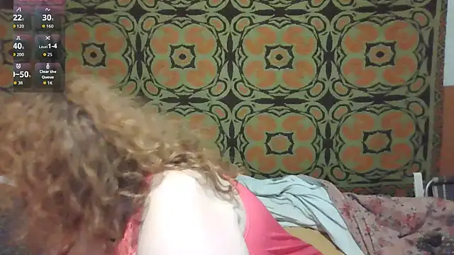 Snapshot of RoseRed69 chatting on October 14, 2025, 11:38 pm RoseRed69 online show from October 14, 2025, 11:38 pm