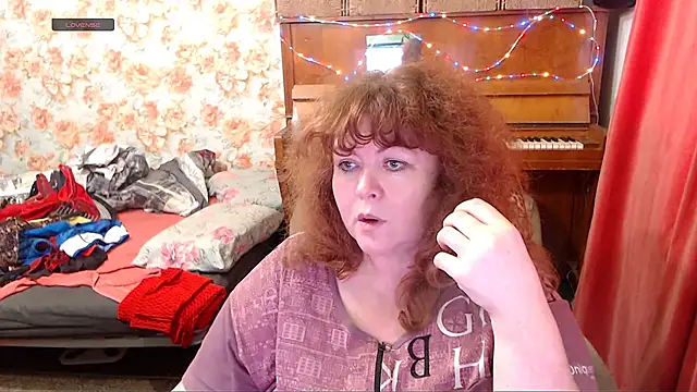 RoseRed69 online show from November 10, 2025, 10:36 am