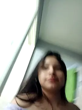 Anne and Mia online show from December 20, 2024, 4:53 am