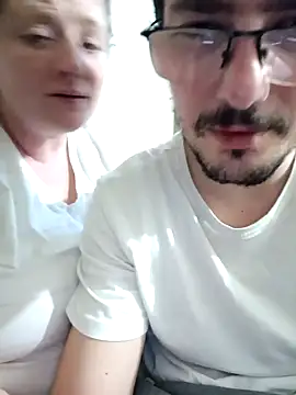 Coupleforever2 online show from February 1, 2025, 9:29 pm