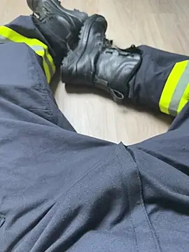 Snapshot of dickshome chatting on March 10, 2026, 8:52 am dickshome online show from March 10, 2026, 8:52 am