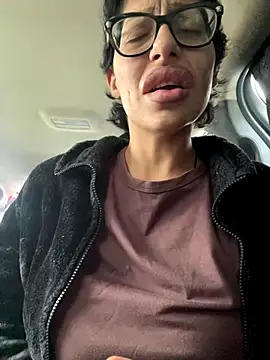 Snapshot of myloveforyouu chatting on November 23, 2025, 10:09 pm myloveforyouu online show from November 23, 2025, 10:09 pm