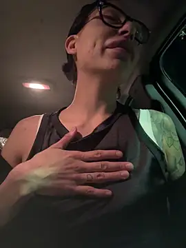 myloveforyouu online show from February 10, 2026, 3:54 am