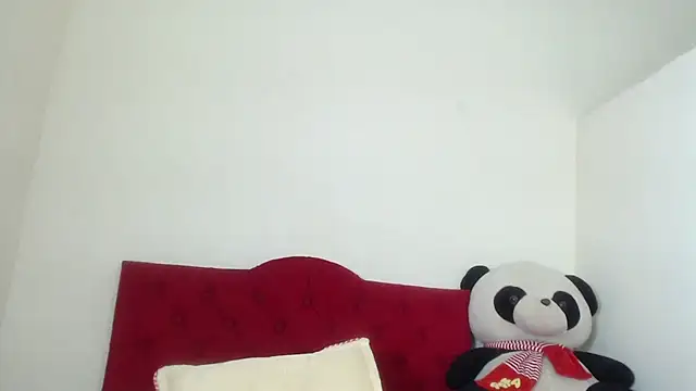 Luluu 08 online show from February 12, 2025, 4:44 pm