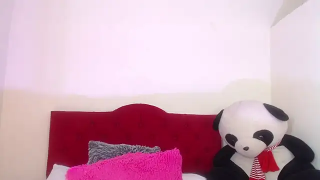 Luluu 08 online show from February 20, 2025, 5:29 pm