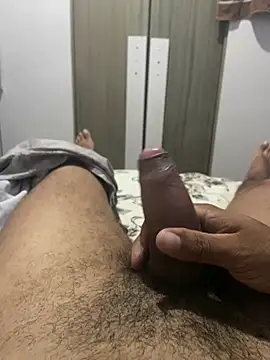 Snapshot of gomespauz chatting on December 11, 2024, 2:44 pm gomespauz online show from December 11, 2024, 2:44 pm