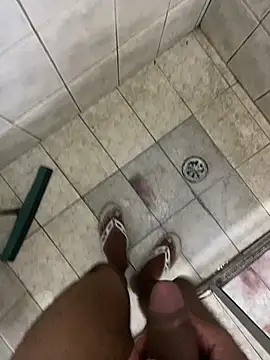 Snapshot of gomespauz chatting on January 25, 2025, 10:18 pm gomespauz online show from January 25, 2025, 10:18 pm