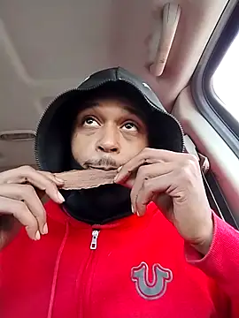 Snapshot of rayyymack chatting on November 14, 2025, 4:17 pm rayyymack online show from November 14, 2025, 4:17 pm