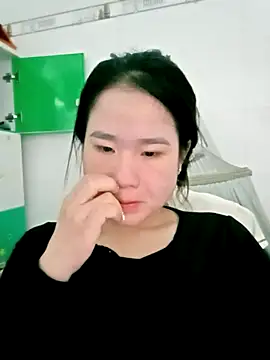 Sahara-lovexoxo online show from February 3, 2025, 4:46 am