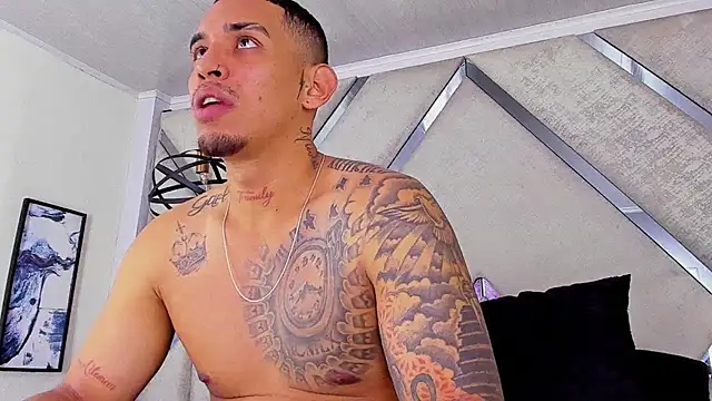 Snapshot of Damian09_ chatting on November 27, 2025, 1:18 am Damian09 online show from November 27, 2025, 1:18 am