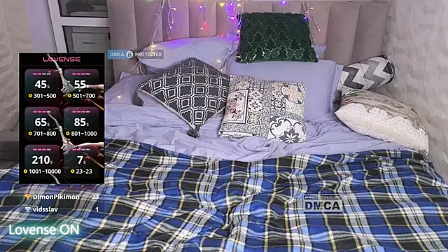 GoodGirl0024 online show from February 9, 2026, 8:24 pm