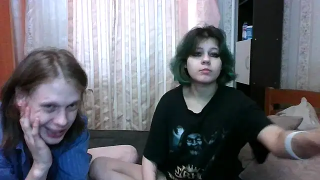 Snapshot of Crystal_Love_Porn chatting on February 20, 2025, 12:04 pm Crystal Love Porn online show from February 20, 2025, 12:04 pm