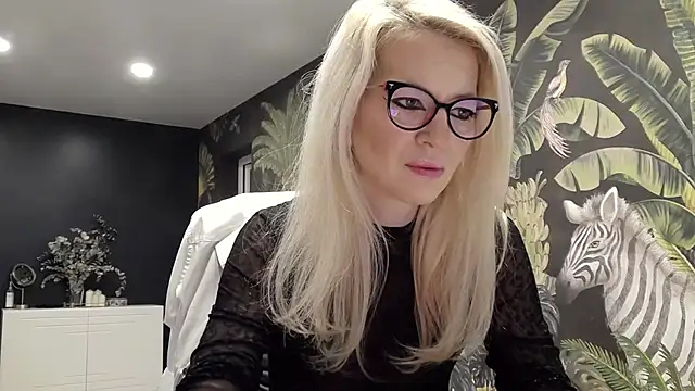 Snapshot of carla88 chatting on February 4, 2025, 8:35 am carla88 online show from February 4, 2025, 8:35 am