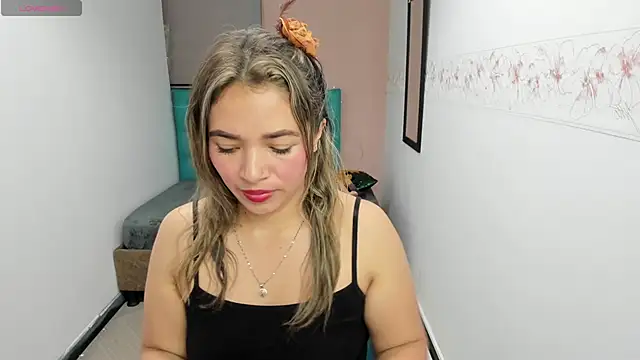 ArielleJones online show from December 30, 2024, 11:37 am