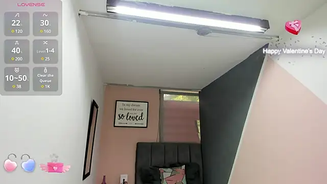 ArielleJones online show from January 17, 2025, 3:00 pm