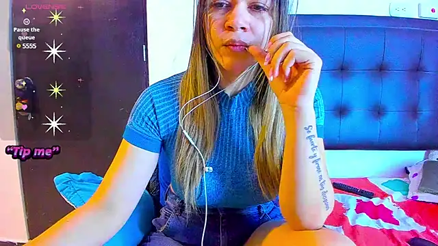 Snapshot of daniela_beauty chatting on December 12, 2024, 9:48 pm daniela beauty online show from December 12, 2024, 9:48 pm