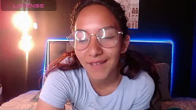 Snapshot of PoisonIvy15_ chatting on December 15, 2024, 9:24 am PoisonIvy15  online show from December 15, 2024, 9:24 am