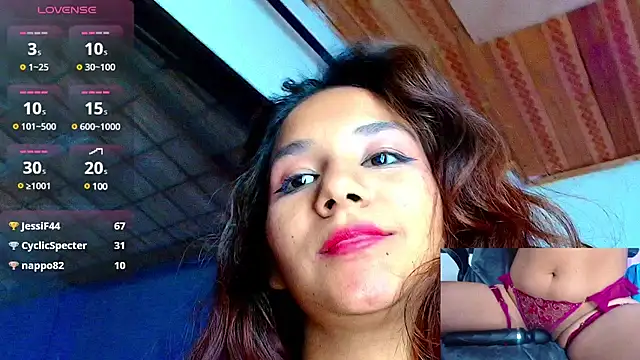 Snapshot of PoisonIvy15_ chatting on January 27, 2025, 2:20 am PoisonIvy15  online show from January 27, 2025, 2:20 am