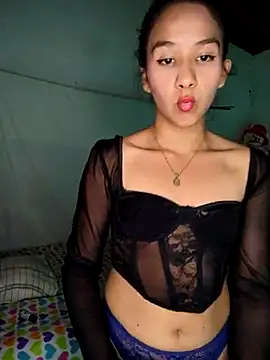 Snapshot of PoisonIvy15_ chatting on February 16, 2025, 11:37 pm PoisonIvy15  online show from February 16, 2025, 11:37 pm