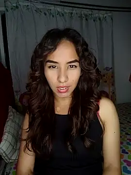 Snapshot of PoisonIvy15_ chatting on February 20, 2025, 4:07 am PoisonIvy15  online show from February 20, 2025, 4:07 am