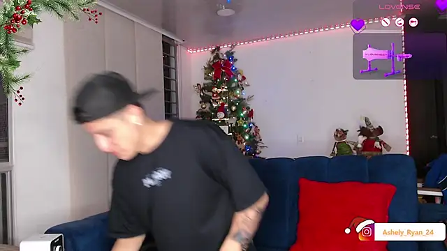 ashely ryan24 online show from December 14, 2025, 1:22 am