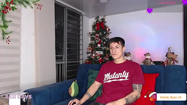 Snapshot of ashely_ryan24 chatting on December 23, 2025, 12:19 am ashely ryan24 online show from December 23, 2025, 12:19 am