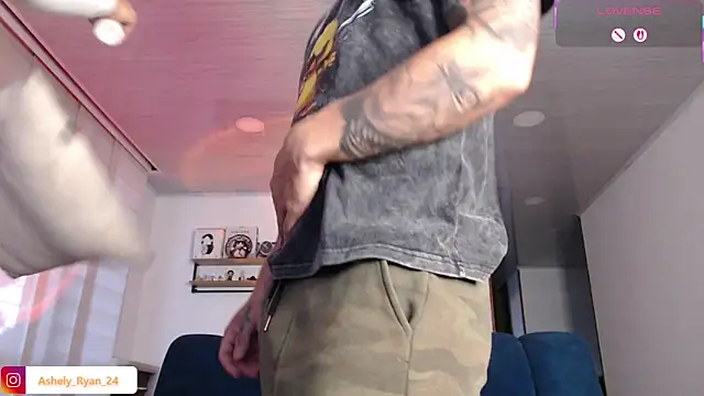 Snapshot of ashely_ryan24 chatting on February 18, 2026, 10:50 pm ashely ryan24 online show from February 18, 2026, 10:50 pm