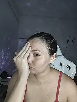 Snapshot of dani123unica chatting on November 5, 2025, 4:18 pm dani123unica online show from November 5, 2025, 4:18 pm